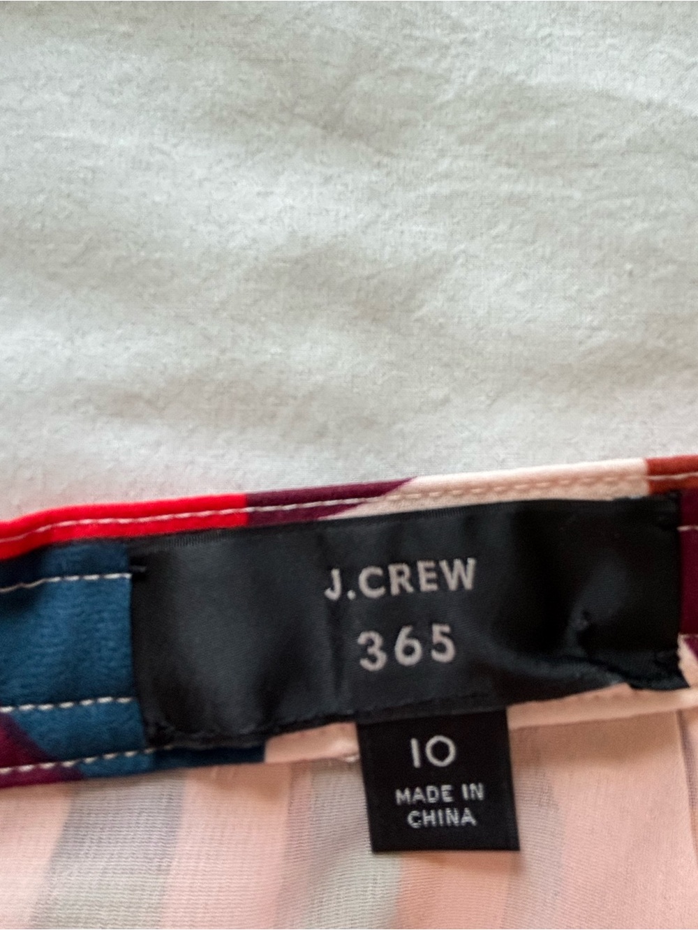 NWOT! RARE! J.Crew Geometric Print Pleated Skirt - Picture 3 of 5